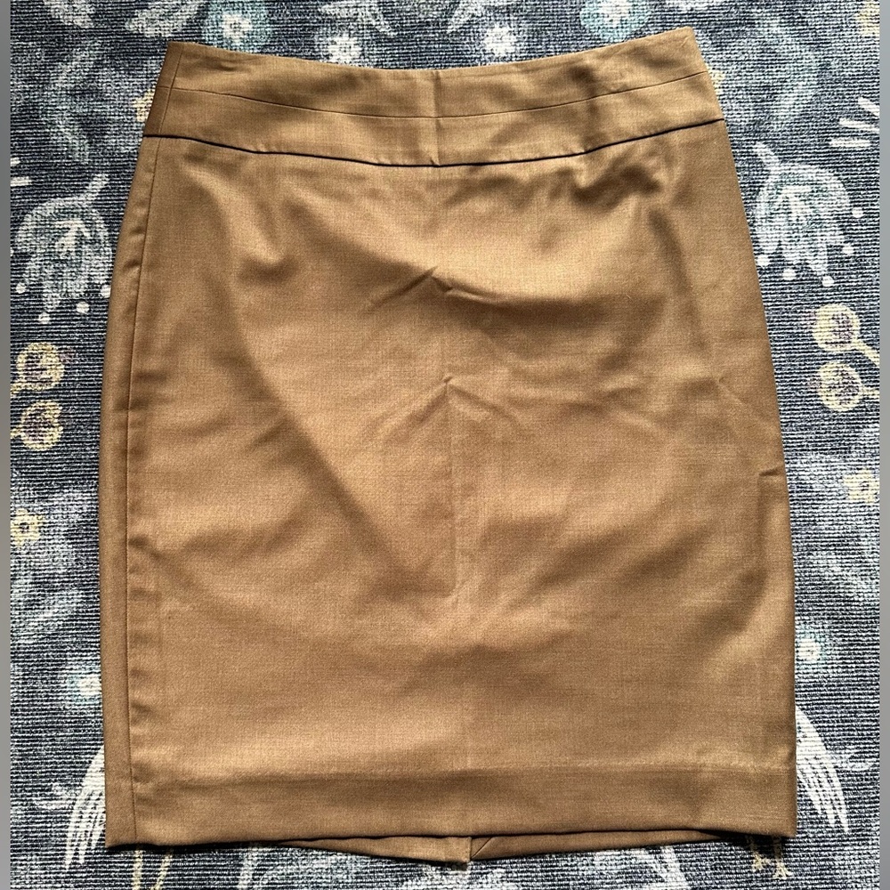 The Limited Pencil Skirt
